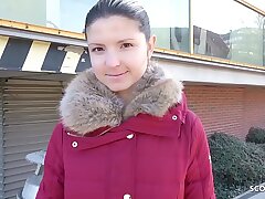 GERMAN SCOUT - Teenager Gina bei