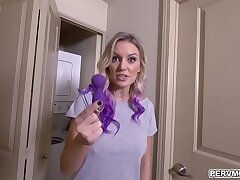 freak mom caught by her step s. playing herself with his sex toy