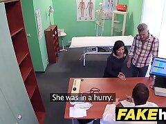 Fake Hospital Czech doctor cums over horny cuckold wifes taut vagina