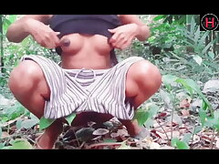 Pissing outdoor overturn - Hashini