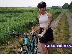 Premiere! Fahrrad in der