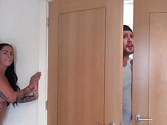 UK family taboo! She concentrating a bet, now she gets fucked hard by the brush stepbrother!