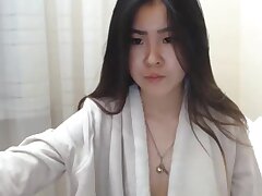 sexy korean doll squirts on cam