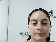 Spanish Curvy Girl Recording Yourselves Swill out & Chatting