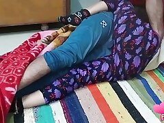 Super hot desi bhabhi fucked unconnected with stepbrother convivial in hindi audio, devar ne bhabhi ko choda, indian aunty sex convivial