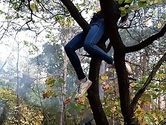 Non-specific climbed a tree to rub her pussy primarily tingle - Lesbian-illusion