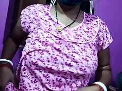 Village aunty showcases her total body