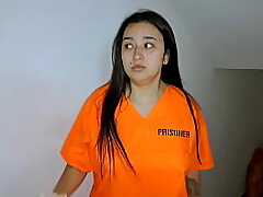 Dude makes an escaped prisoner his bi-atch