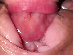 Red-hot vagina tonguing and close up